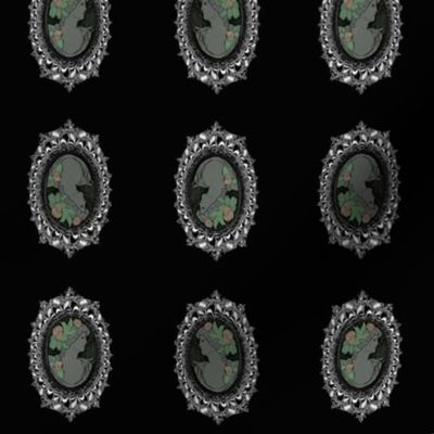 MA-_13-Black_-Oval_Silver_Fractal_Frame_-_Cameo