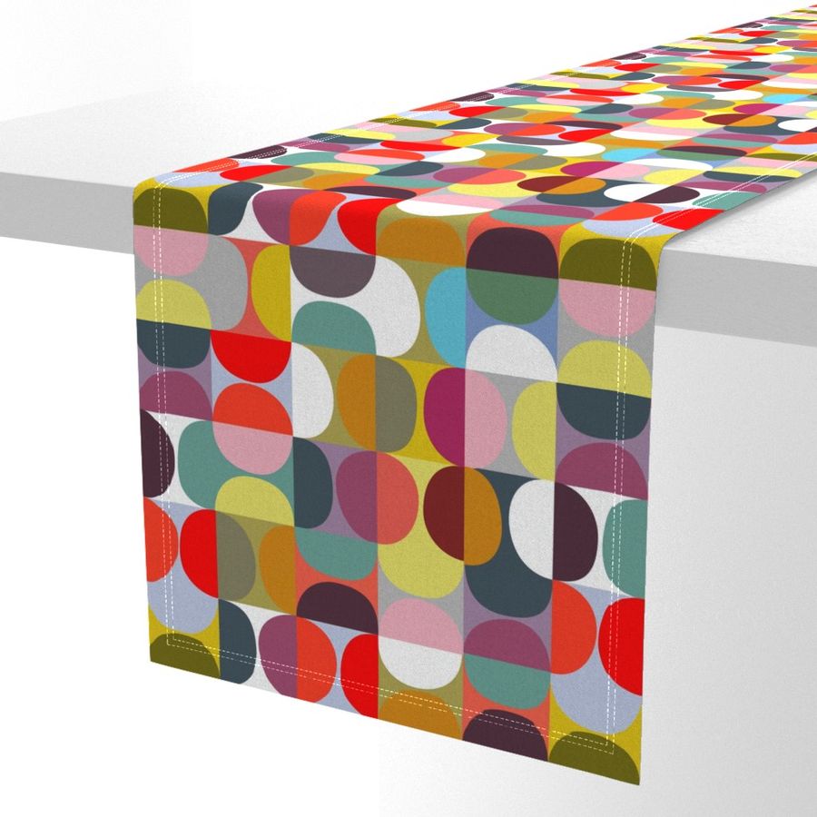 HOME_GOOD_TABLE_RUNNER