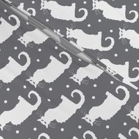 Le Chat Noir White Cat on Dotted Grey