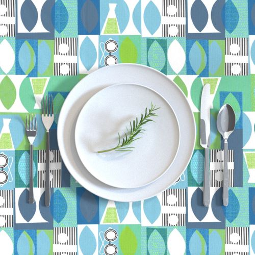 HOME_GOOD_RECTANGULAR_TABLE_CLOTH