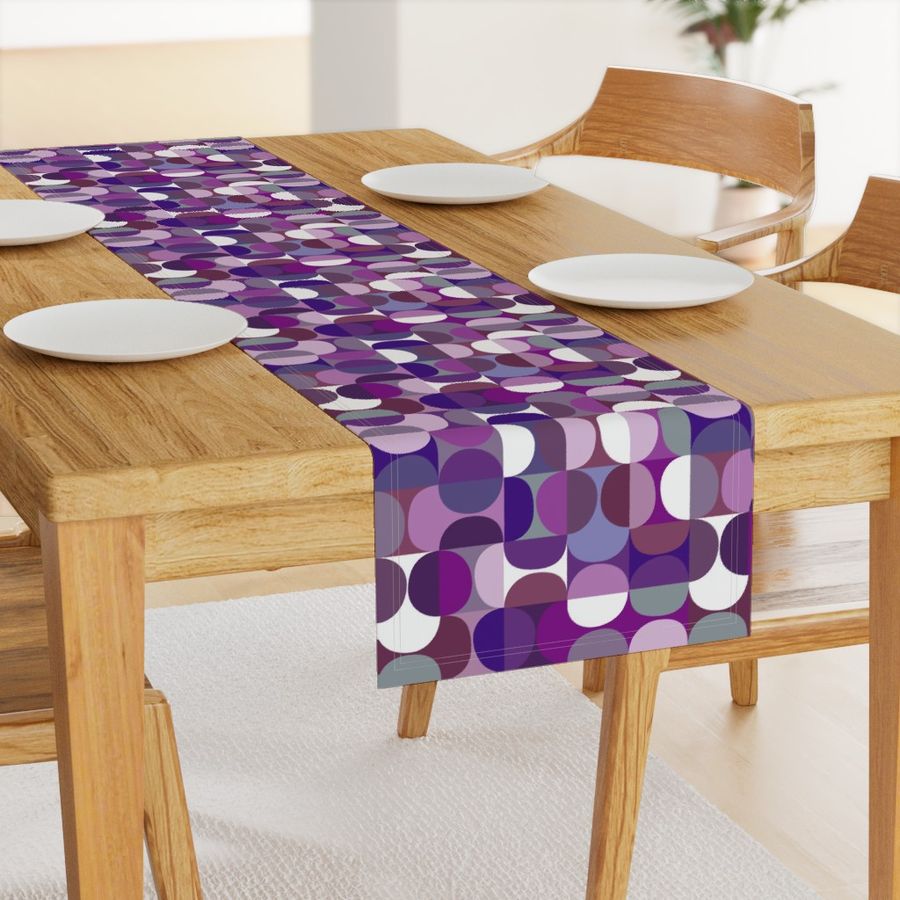 HOME_GOOD_TABLE_RUNNER