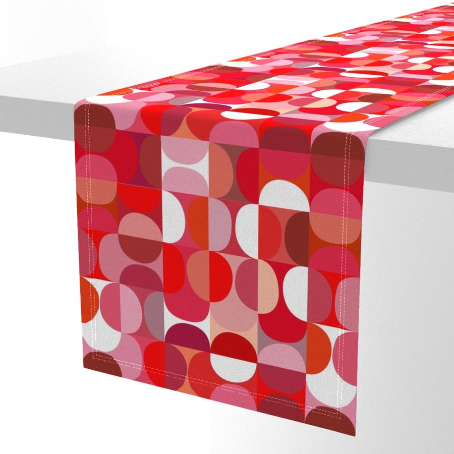 HOME_GOOD_TABLE_RUNNER