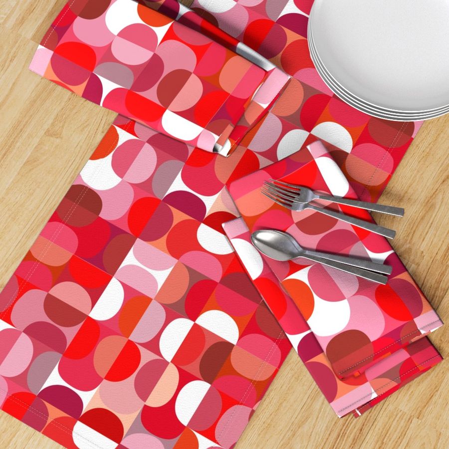 HOME_GOOD_TABLE_RUNNER