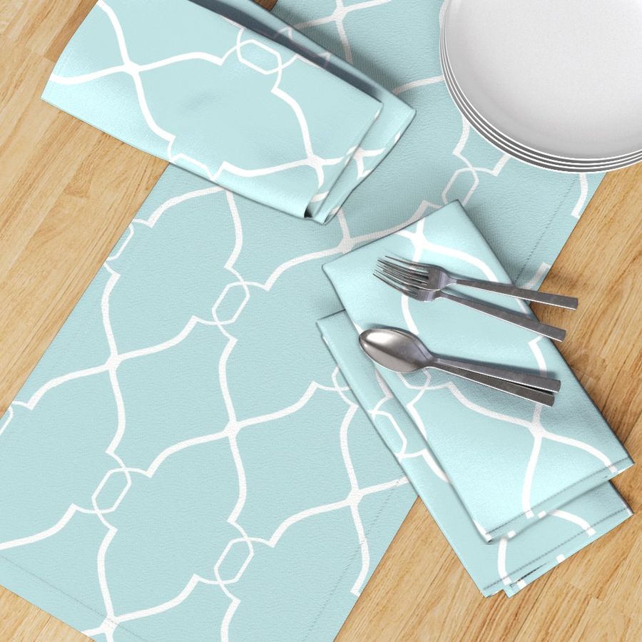 HOME_GOOD_TABLE_RUNNER