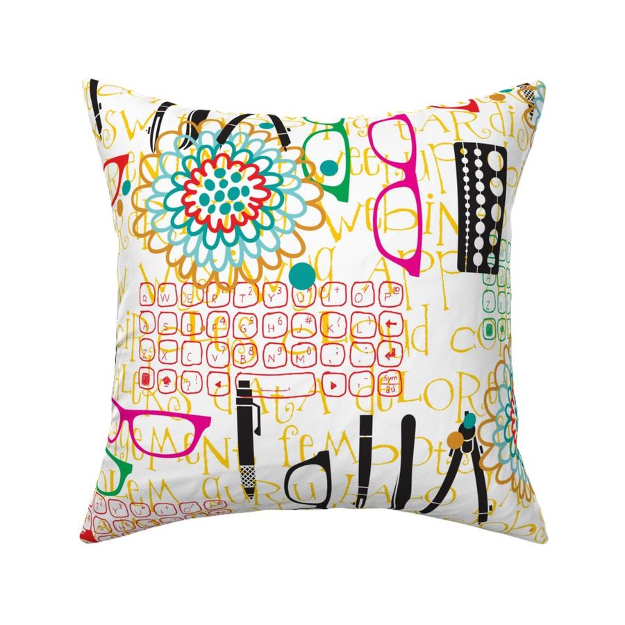 HOME_GOOD_SQUARE_THROW_PILLOW