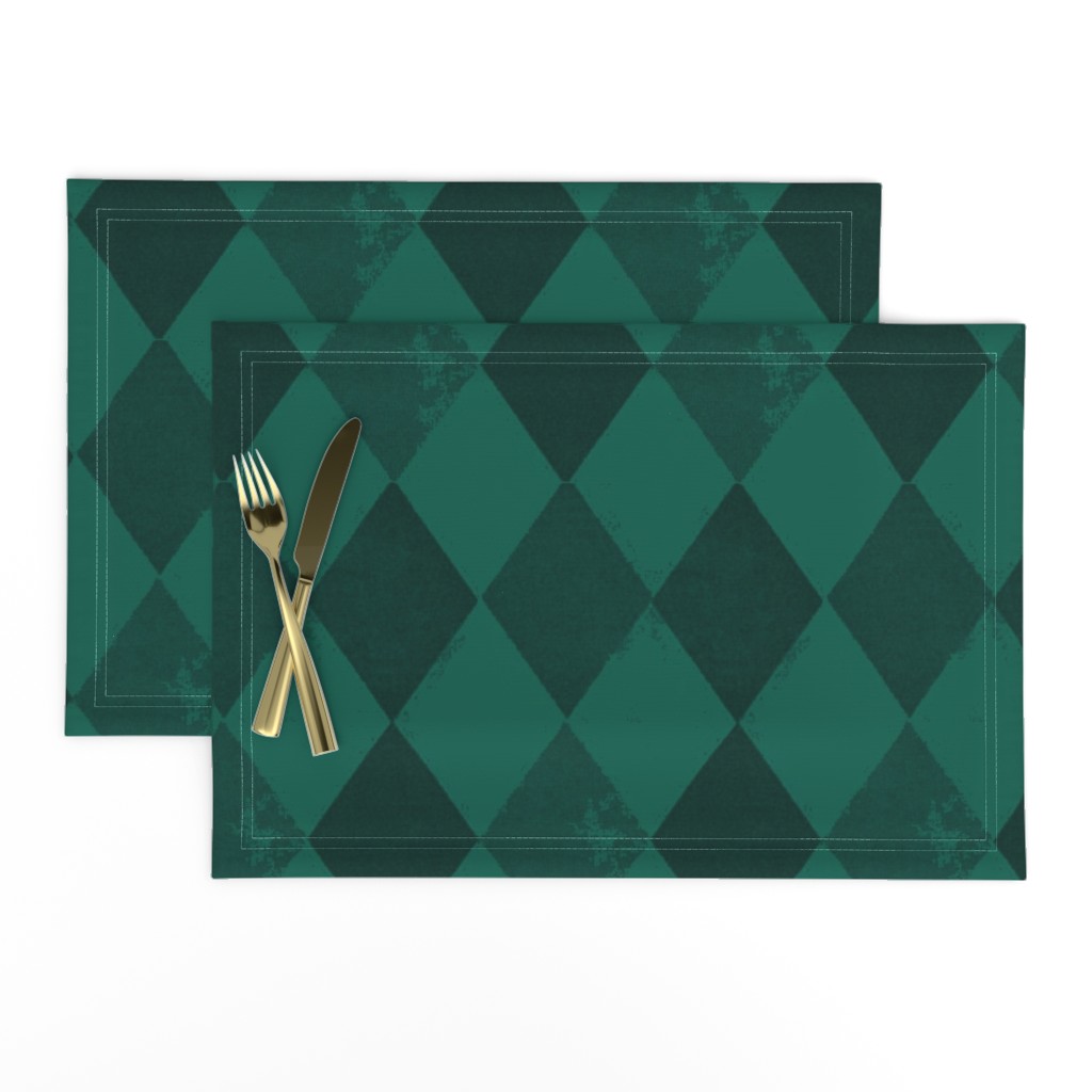 Bohemian Cirque | Green Harlequin Diamond
