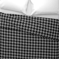 Modern Cottage ~ The Houndstooth Check ~ Black and Grey