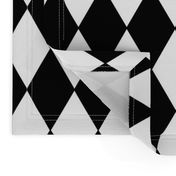 Harlequin Diamonds ~ Black & White