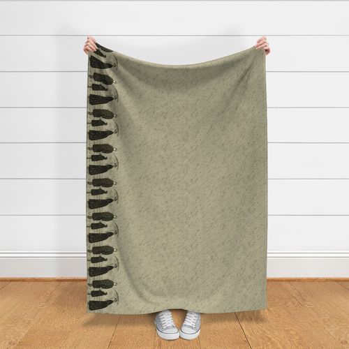 HOME_GOOD_THROW_BLANKET