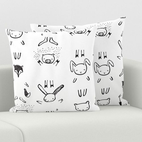 HOME_GOOD_SQUARE_THROW_PILLOW