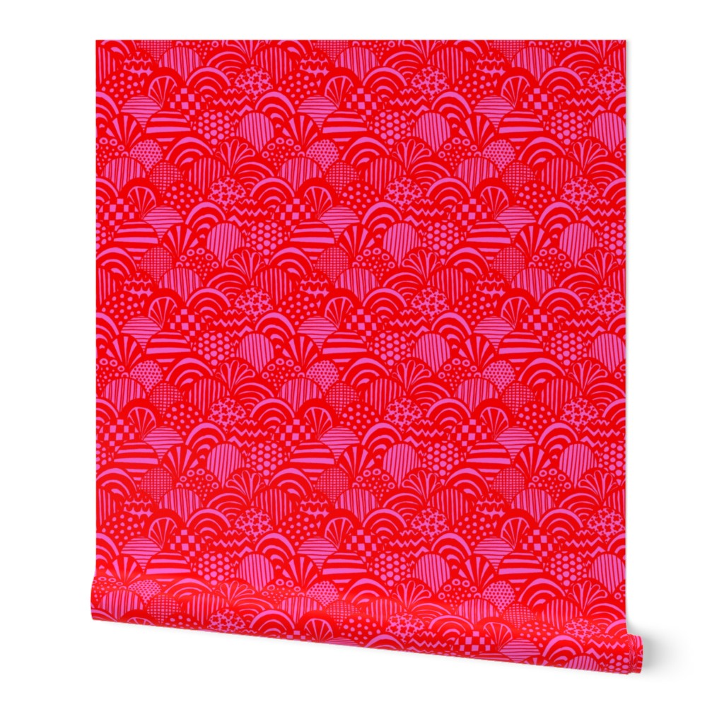 Graphic Scallop, Pink / Red