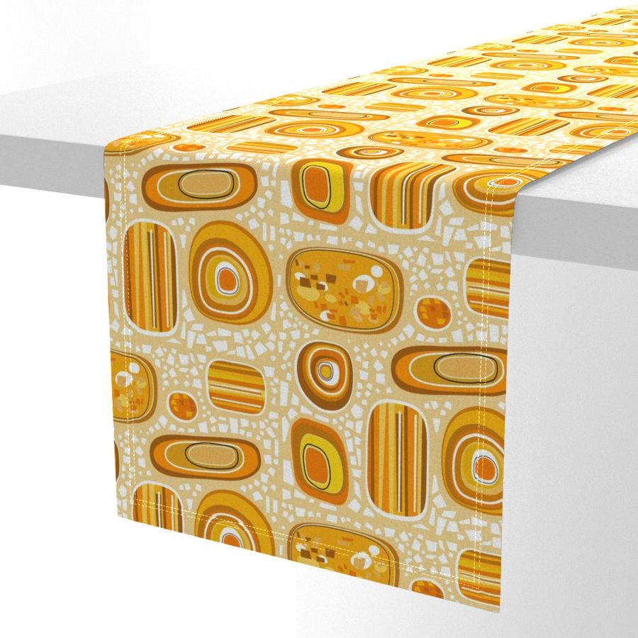 HOME_GOOD_TABLE_RUNNER