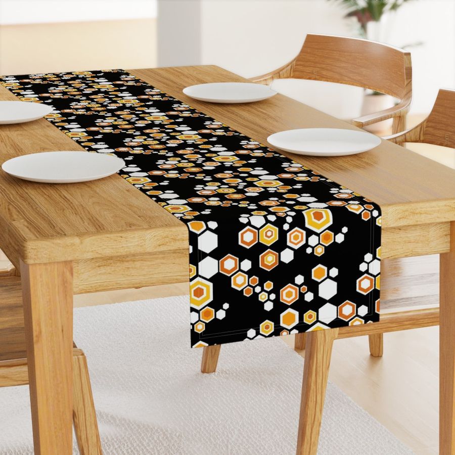 HOME_GOOD_TABLE_RUNNER