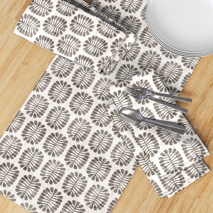 HOME_GOOD_TABLE_RUNNER