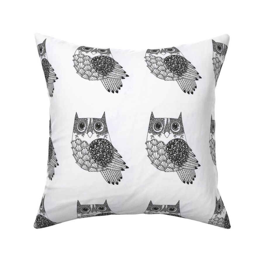 HOME_GOOD_SQUARE_THROW_PILLOW