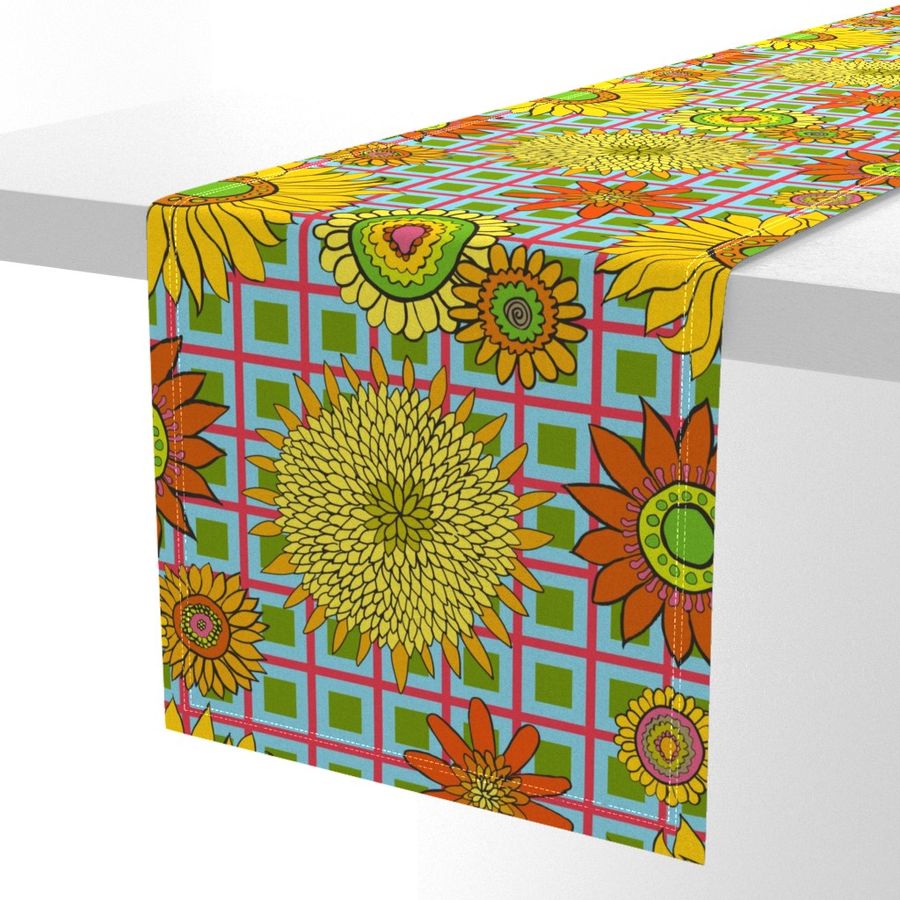 HOME_GOOD_TABLE_RUNNER