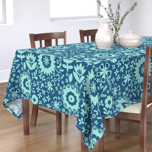 HOME_GOOD_RECTANGULAR_TABLE_CLOTH