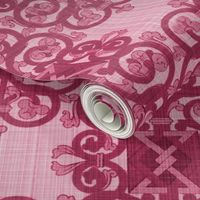 Celtic Knot ~ Berry Linen