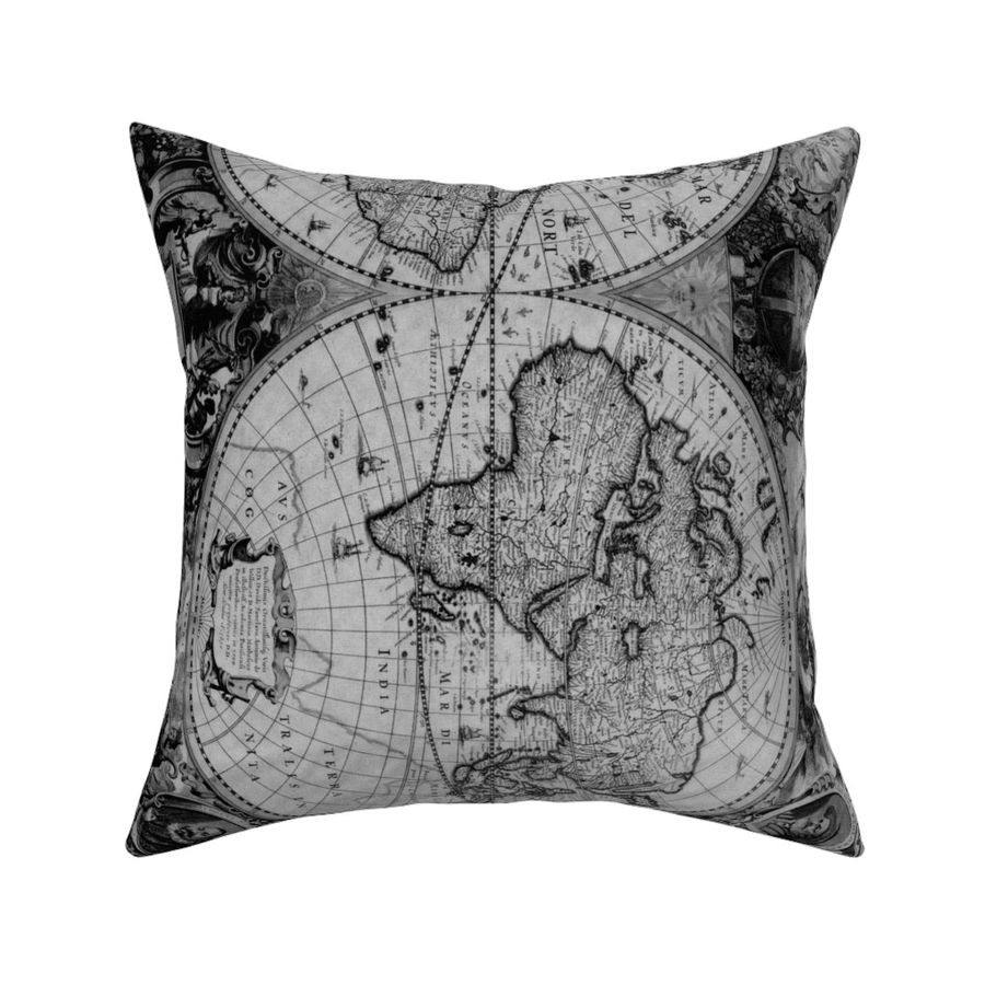 HOME_GOOD_SQUARE_THROW_PILLOW