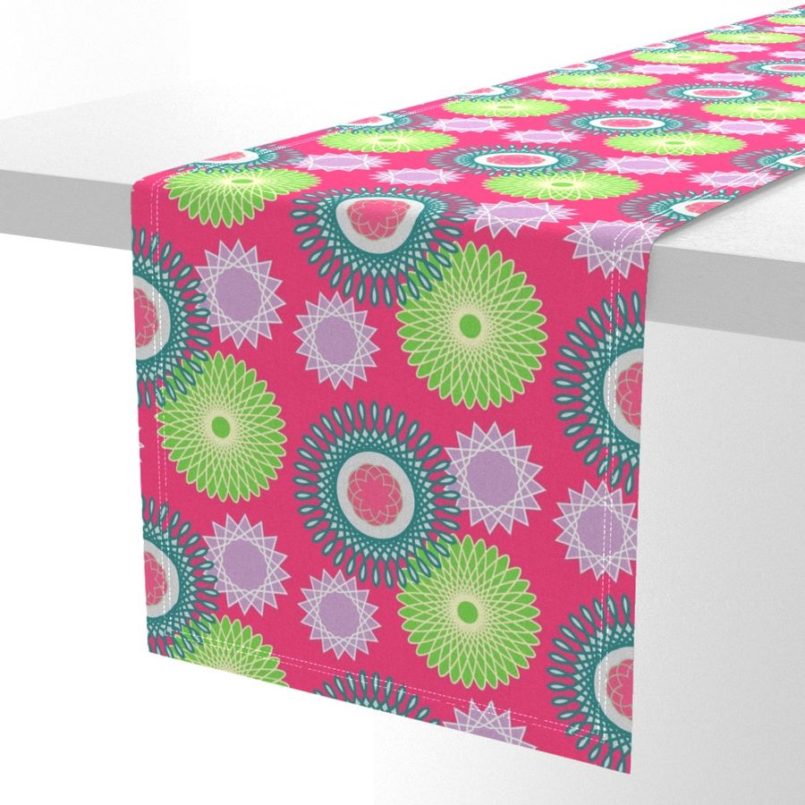 HOME_GOOD_TABLE_RUNNER