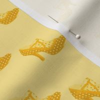 dottie-delight in yellow