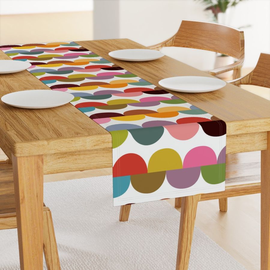 HOME_GOOD_TABLE_RUNNER