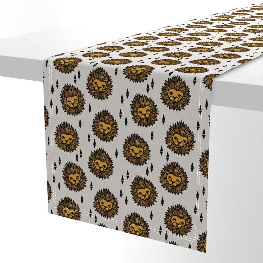 HOME_GOOD_TABLE_RUNNER