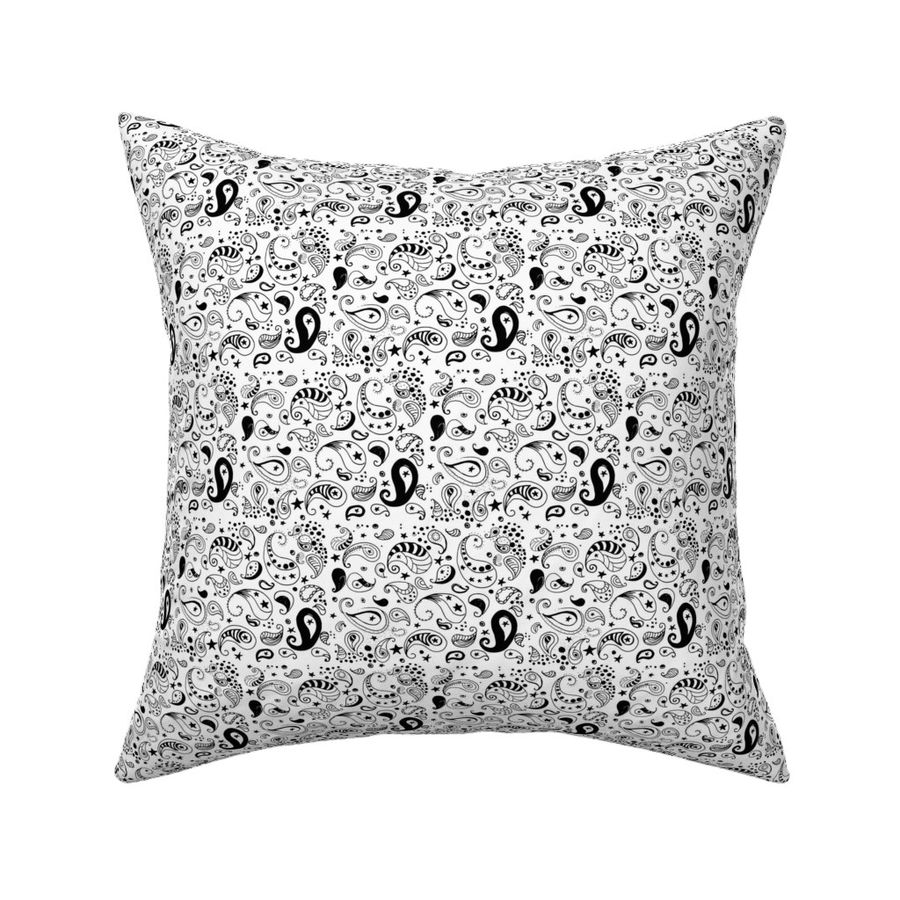 HOME_GOOD_SQUARE_THROW_PILLOW