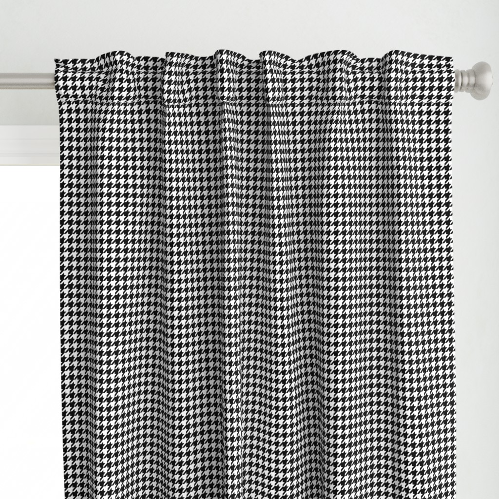 The Houndstooth Check ~ Black and White Small