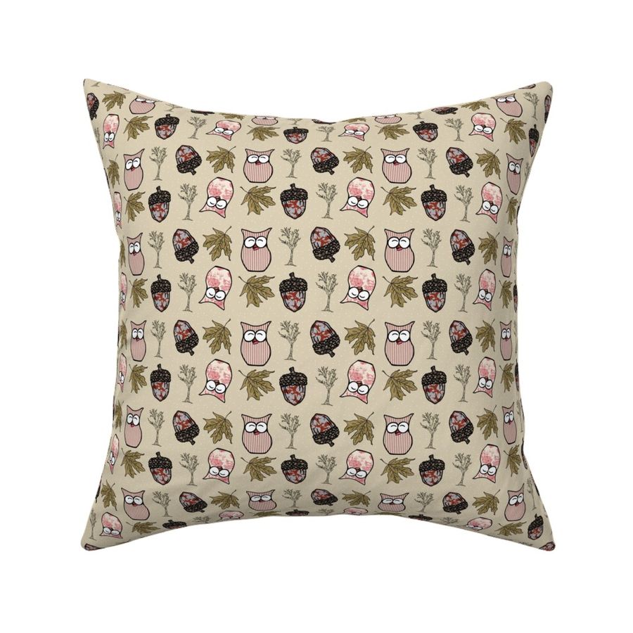 HOME_GOOD_SQUARE_THROW_PILLOW