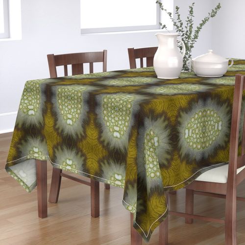 HOME_GOOD_RECTANGULAR_TABLE_CLOTH