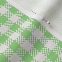 gingham_in_green