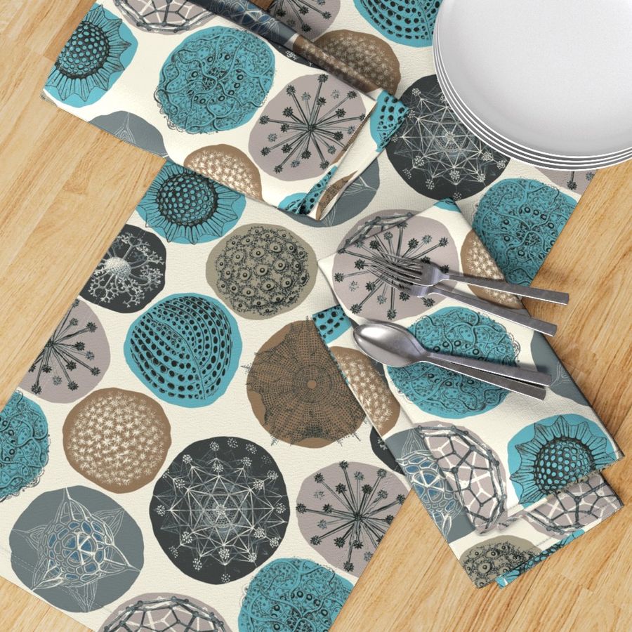 HOME_GOOD_TABLE_RUNNER