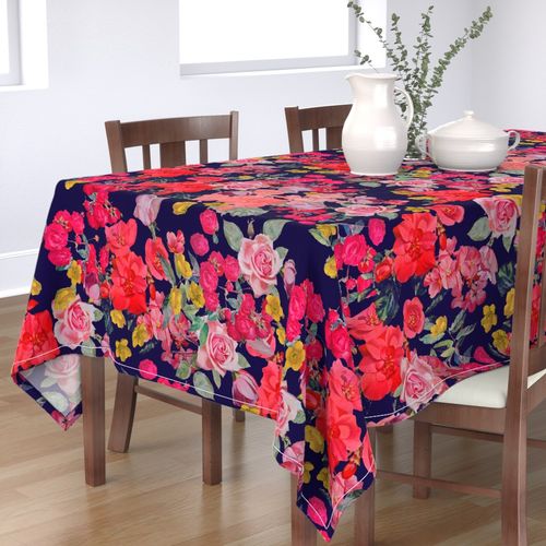 HOME_GOOD_RECTANGULAR_TABLE_CLOTH