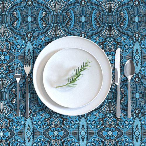 HOME_GOOD_RECTANGULAR_TABLE_CLOTH