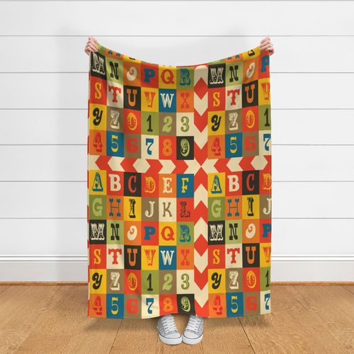 HOME_GOOD_THROW_BLANKET