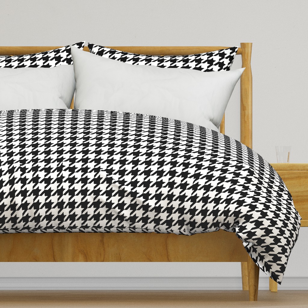 Houndstooth Check // Black & White ((Small))