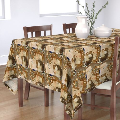 HOME_GOOD_RECTANGULAR_TABLE_CLOTH