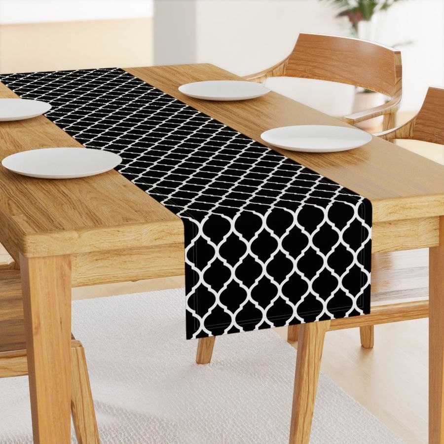 Black Moroccan Lattice