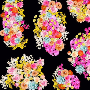 Summer Bright Floral Cluster // Black 