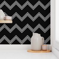 Black and White Chevron © Gingezel™