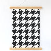 Houndstooth Check // Black & White ((Medium))