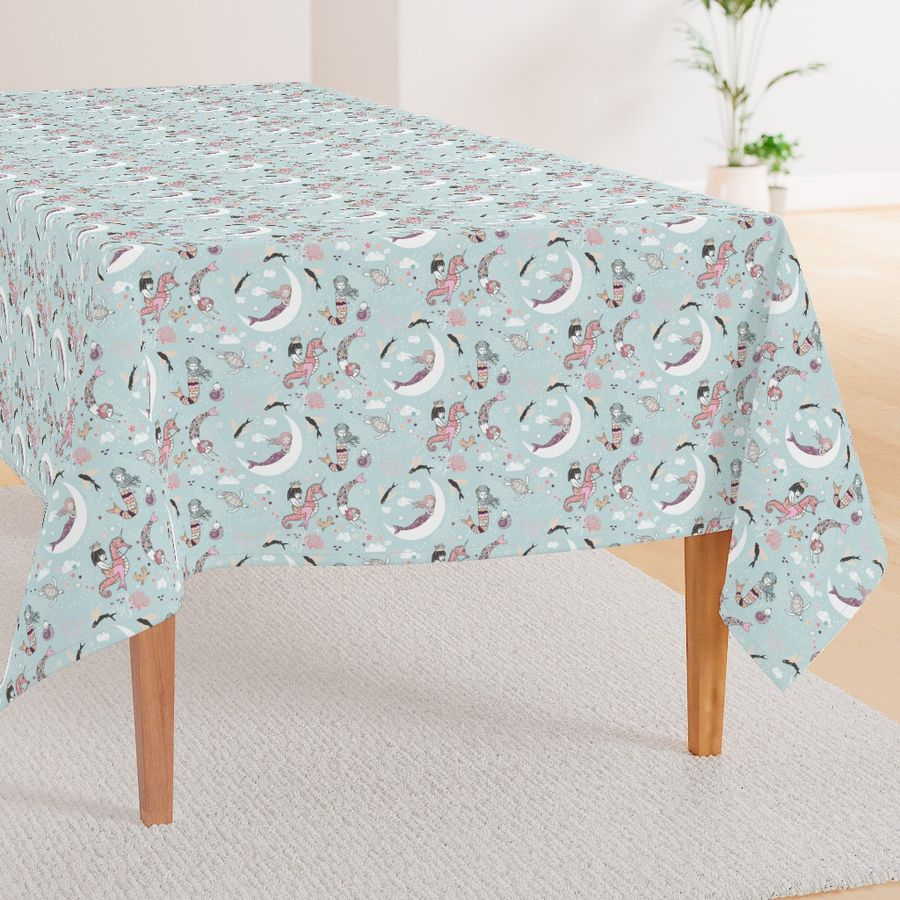 HOME_GOOD_RECTANGULAR_TABLE_CLOTH