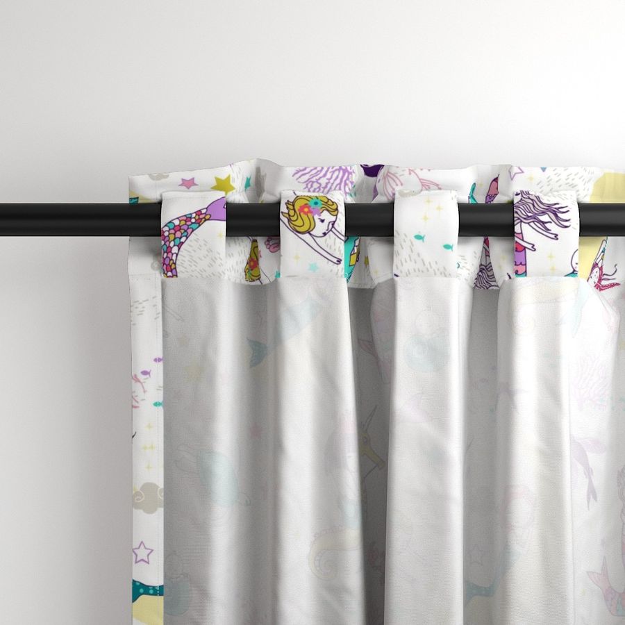 HOME_GOOD_CURTAIN_PANEL