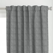 Knitting in grey