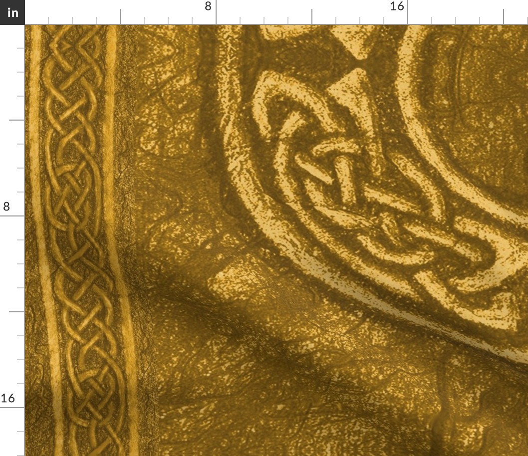 Ancient celtic circle gold