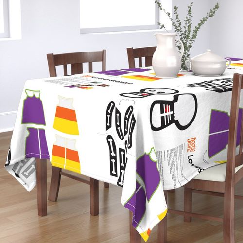 HOME_GOOD_RECTANGULAR_TABLE_CLOTH