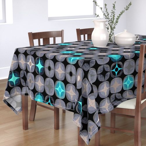 HOME_GOOD_RECTANGULAR_TABLE_CLOTH