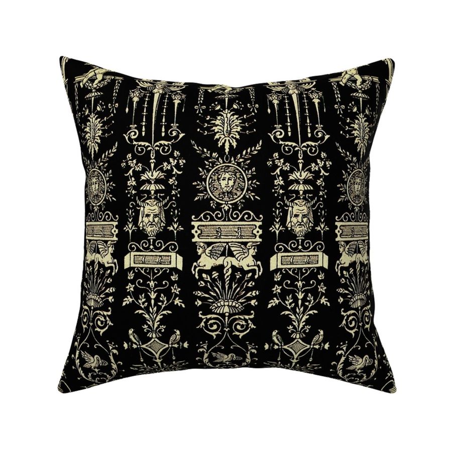 HOME_GOOD_SQUARE_THROW_PILLOW