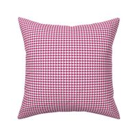 Houndstooth in Pink and White